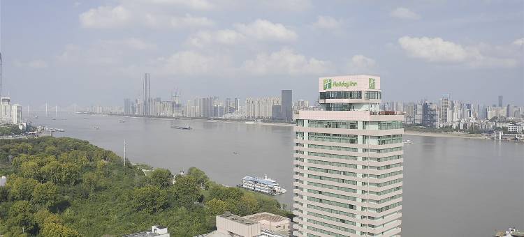 武汉晴川假日酒店图片