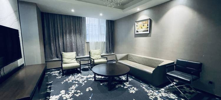 伊宁五洲艺术酒店(六星街景区店)图片