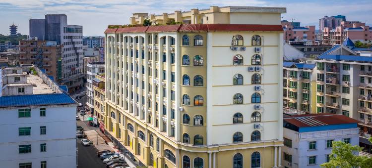 白玉兰酒店(东兴国门口岸店)图片