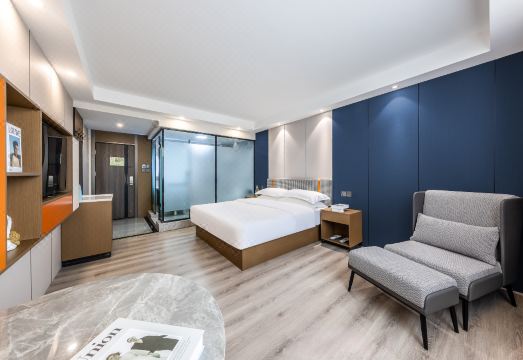 Qingju Kaiyun Hotel (Mangshi Airport) Hotel Overview