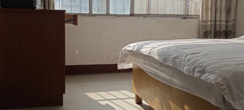 平江乐天宾馆图片