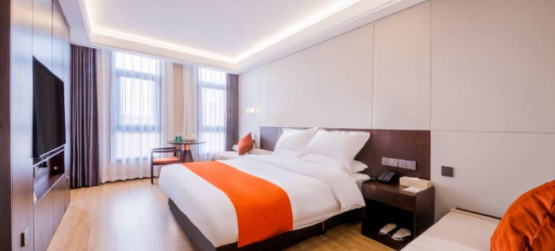 鹿小鹿PLUS酒店(宝龙城市广场店)图片