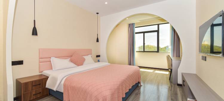 贵阳慕恋主题酒店(花溪大学城店)图片