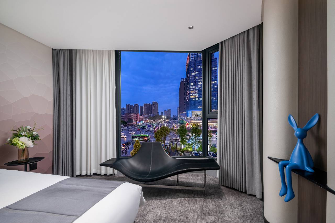 南阳新丽都酒店(摩根吾悦广场人民公园店)图片