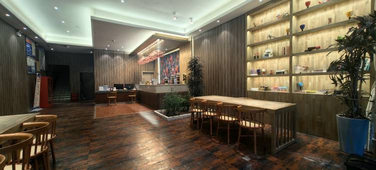 兰庭智慧酒店(曲靖南城门店)图片