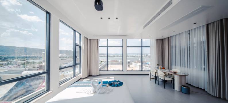 弥勒御湖智慧温泉酒店(湖泉生态园红河水乡店)图片