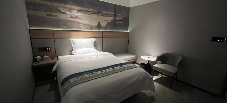 蓝鲸沐汤酒店图片