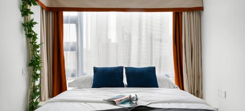 重庆油画师的家之高层江景民宿(解放碑洪崖洞店)图片