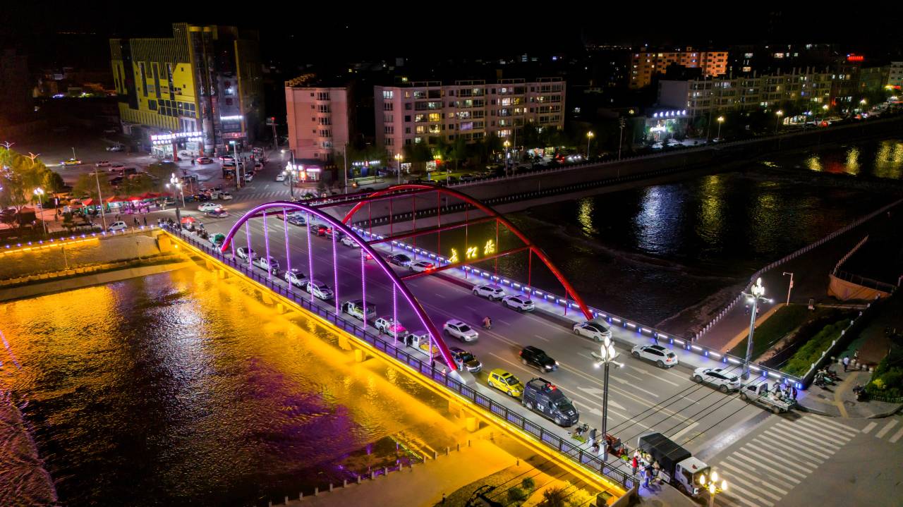 希岸智享酒店(岷县店)图片