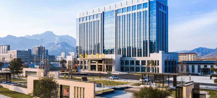 东岳大酒店(泰安方特店)图片