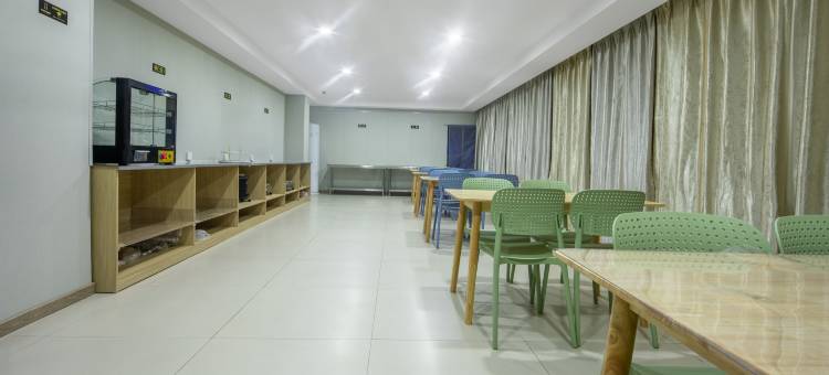 途客轻居酒店(商丘高铁站港汇万达店)图片