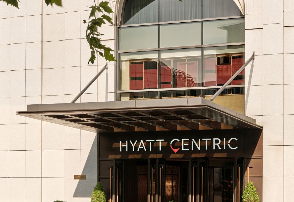 上海中山公园凯悦尚萃酒店外景图