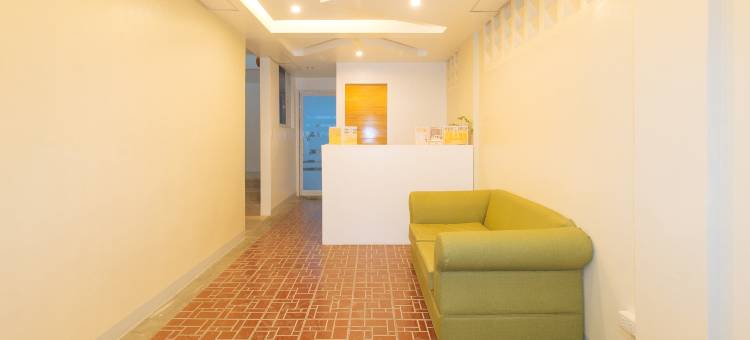 RedDoorz @ EBM One Building图片