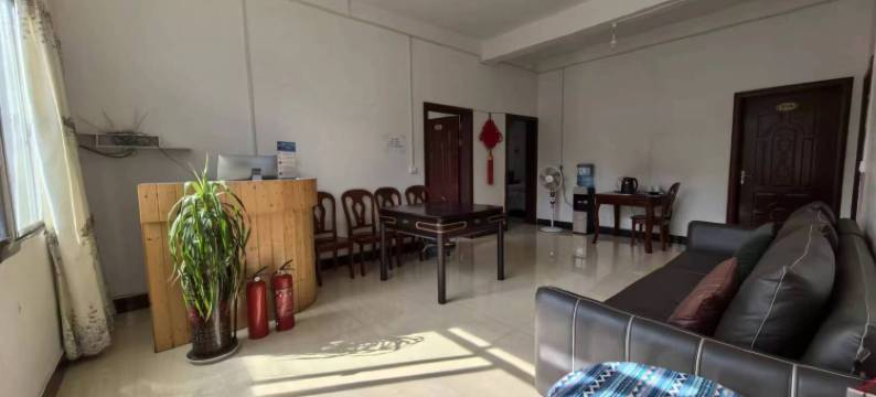 万峰林君悦来客栈图片