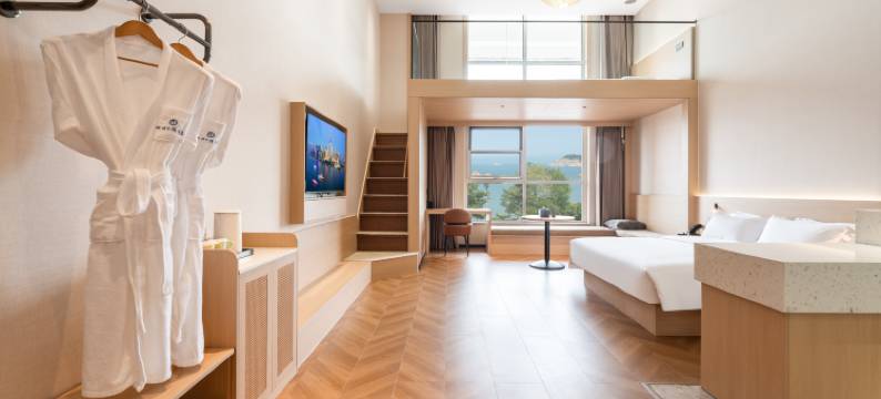 威海山海云汀酒店(半月湾猫头山店)图片