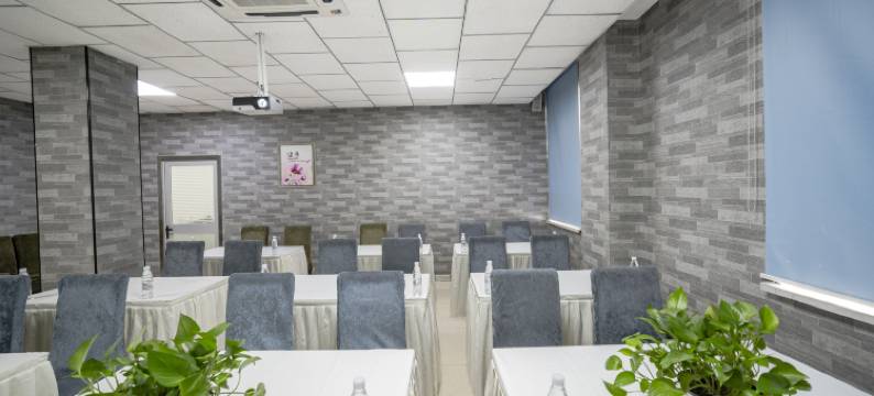 伊宁度格酒店(伊犁州中医院店)图片