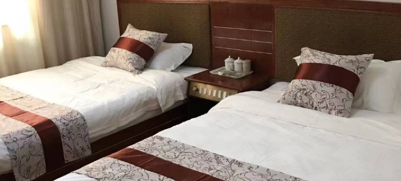 红房子山庄图片