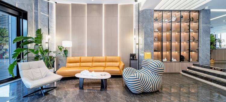 品致家酒店(大理州医院高铁站店)图片