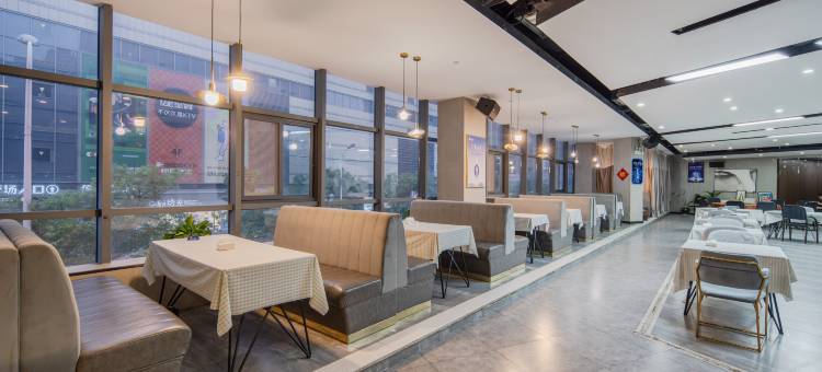 兰欧酒店(淮安万达广场万象城店)图片