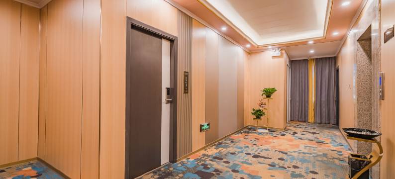 伊拉客酒店(园洲信鸿广场店)图片