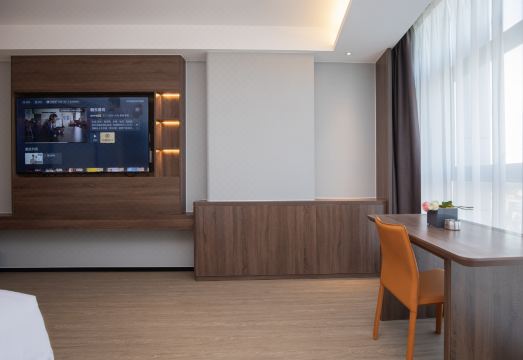 Qingmu Platinum Hotel (Anderle Building, Dongfeng Road, Chaohu) Hotel Overview