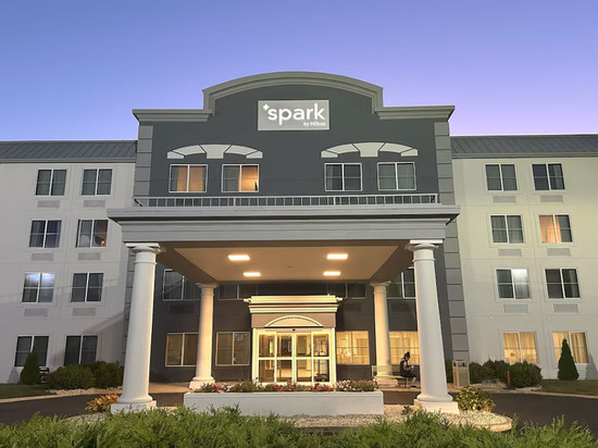 沃克大急流城北希尔顿 Spark 酒店