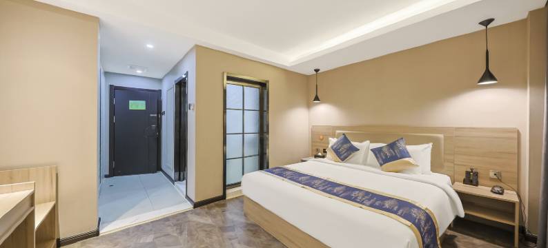 巴尔鲁娜酒店(延吉延边大学西市场店)图片