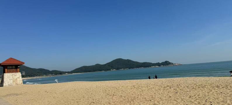 半岛假日•湾畔酒店(南澳岛青澳湾北回归线广场店)图片