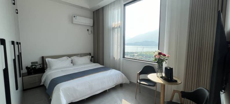 伴山水美宿图片