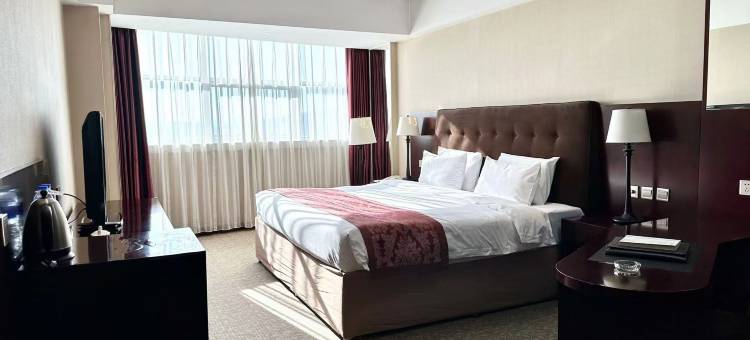 遵化阳光依水贵宾楼酒店图片