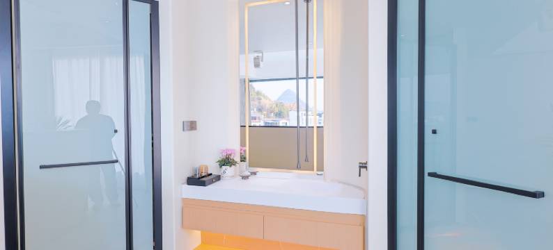 知遇拾光・山屿栖居|270°落地窗观景美宿(遇龙河景区金龙巡游店)图片