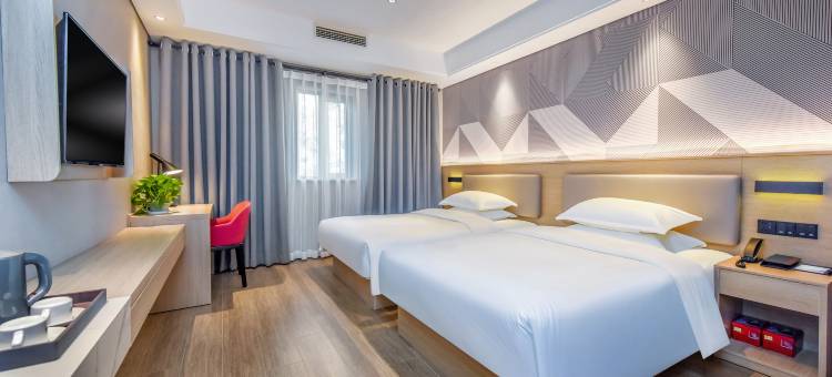 柏曼酒店(重庆渝中大礼堂店)图片