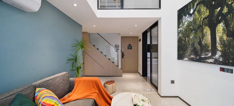 丽途国际公寓(广州江南西燕岗地铁站店)图片