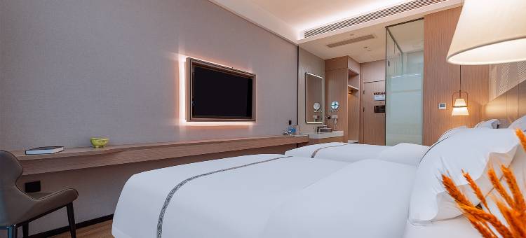 泉商酒店(柳州白莲机场毅德城店)图片