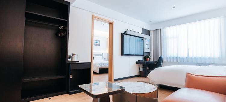 中卫优悦智享酒店(沙坡头区店)图片