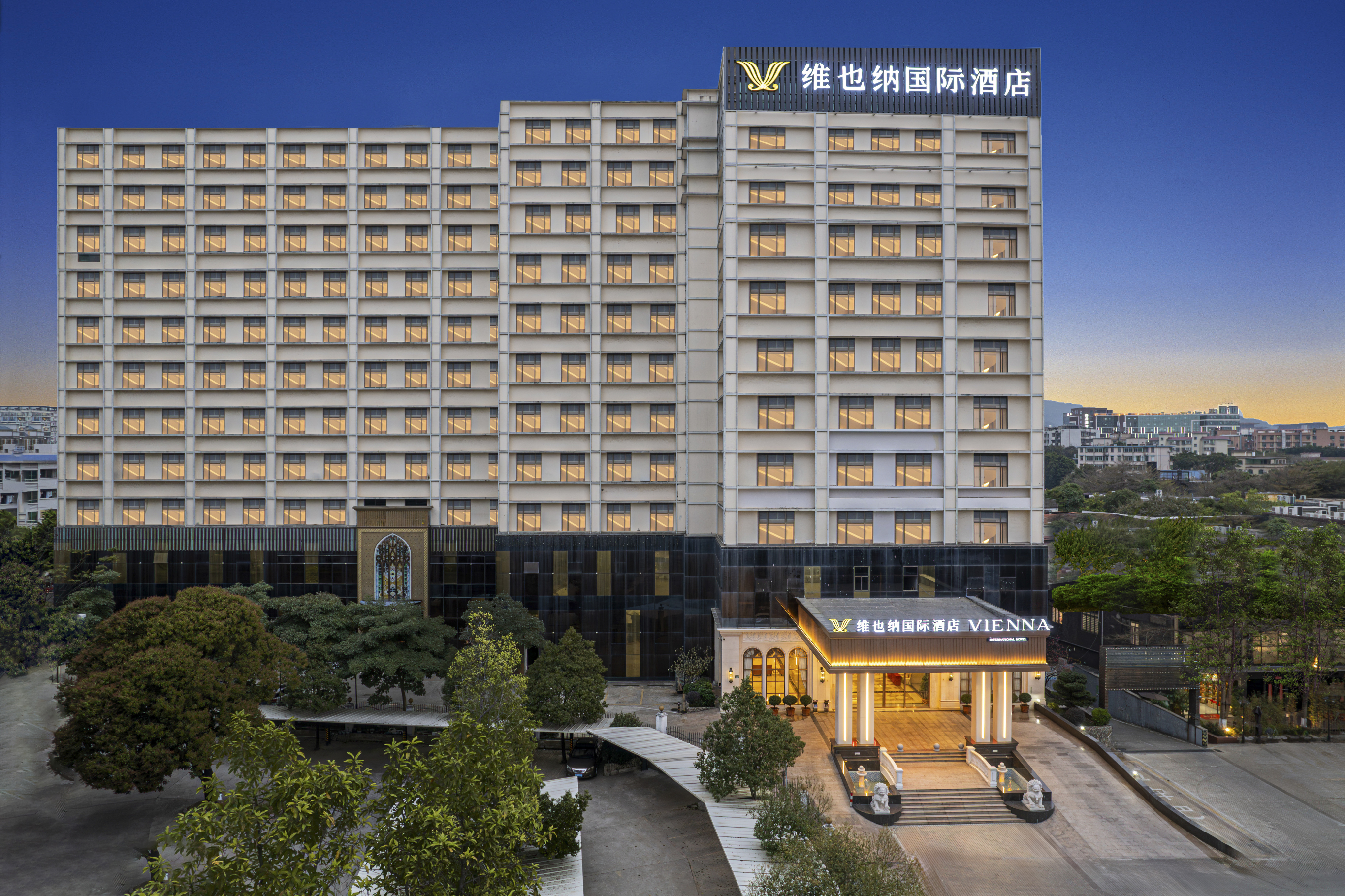 Vienna International Hotel (Guangzhou baiyun meeting center) Over view