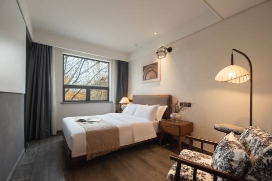 度精选酒店(景德镇陶溪川文创街区店)图片