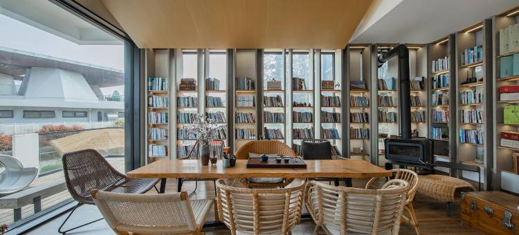 下岩贝东眉悦居·柒月云宿图片