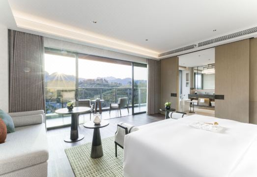 Jingju Resort Wuyishan Hotel Overview