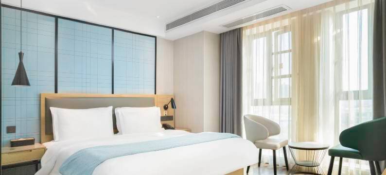 瑞尚酒店(重庆西站华龙地铁站店)图片