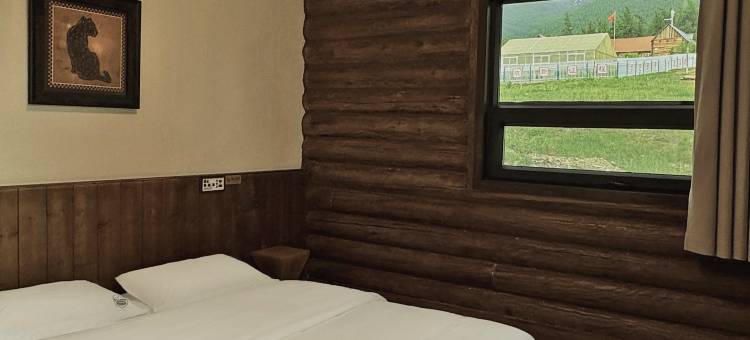 山野|奢居Retreat|巢丘山居民宿(白哈巴店)图片