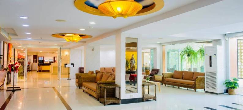 便捷素万那普格兰德普拉斯酒店(Convenient Grand Plus Hotel Suvarnabhumi)图片