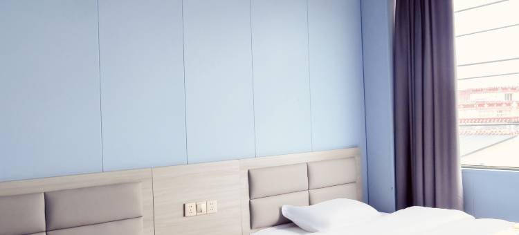 色达星辰酒店图片