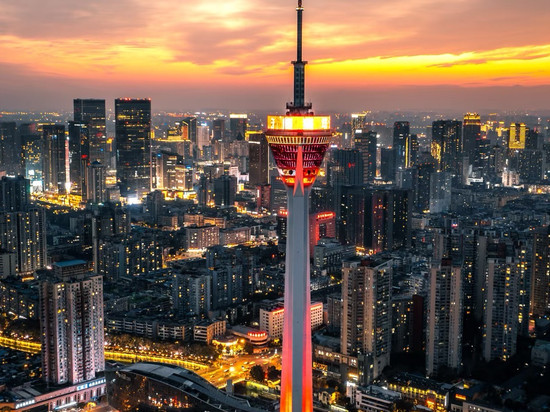 成都南域影音酒店(西南石油大学成都医学院新都校区店)