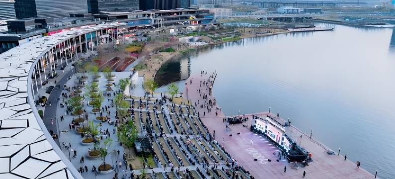 郑州龙湖金融岛美仑酒店图片