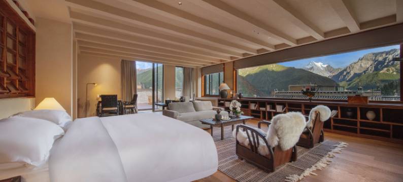 亚丁岚岳酒店图片