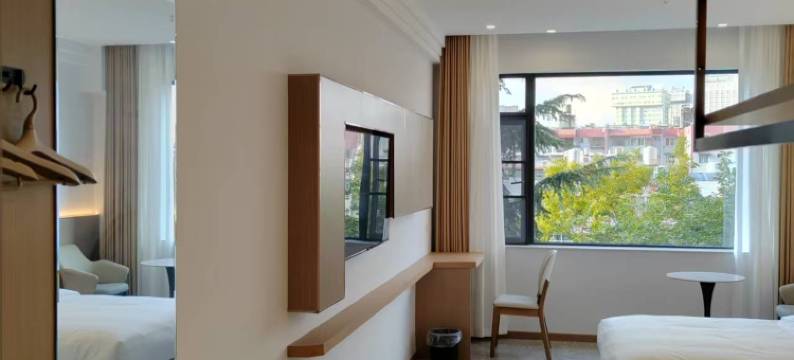 昆明闲亨酒店(南屏街昆明老街店)图片