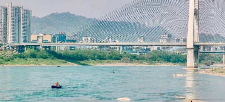 悦享·ENJOY HAPPY  酒店(宜宾站西站店)图片