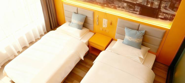 速8酒店(且末玉都夜市店)图片