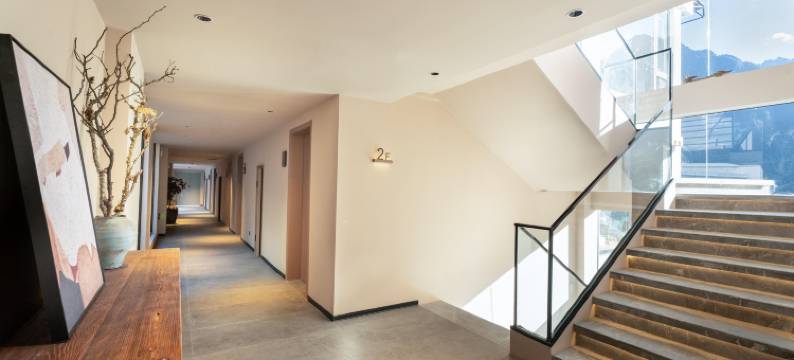 雨崩愈见山·雪山民宿图片